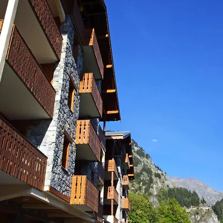 Apartment Le Chardonnet - A 200 M Des Pistes Avec Vue Mae-9544