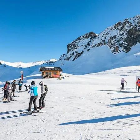 Apartment Le Chardonnet - A 200 M Des Pistes Avec Vue Mae-9544